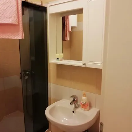 Stan Na Dan Apartment *