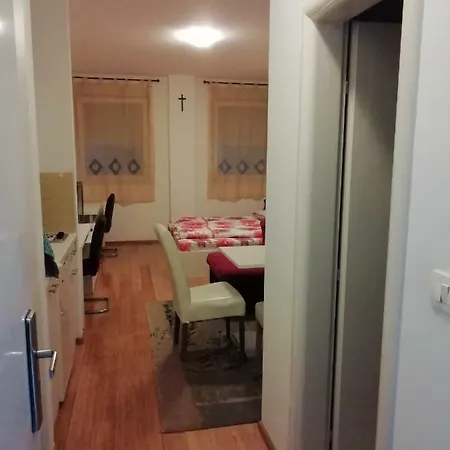Stan Na Dan Apartment Mostar